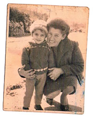 שרה בסון ואמא שלה