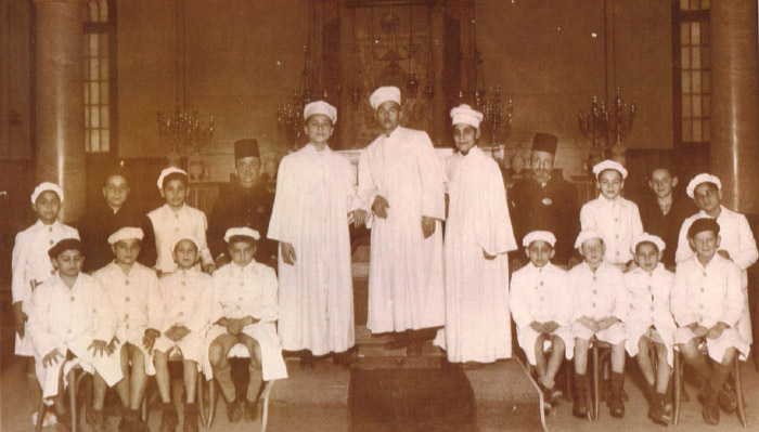 מקהלת ילדים בבית כנסת באלכסנדריה | צילום: Nebi Daniel Association public photo collection, ויקיפדיה